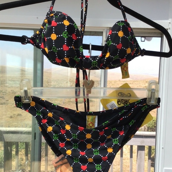 Rasta Girl Bikini Set by Cover-Style! - Picture 2 of 5